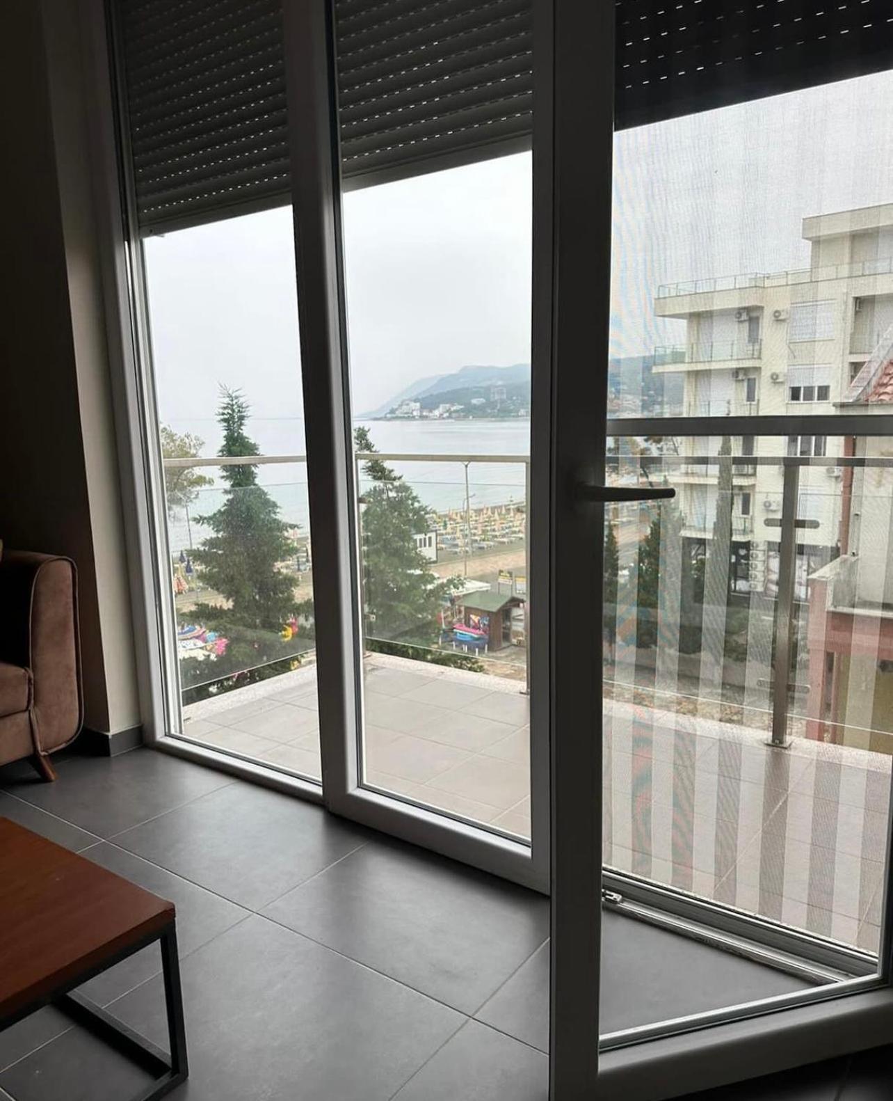 Deluxe Apartments With Balcony Shëngjin Εξωτερικό φωτογραφία