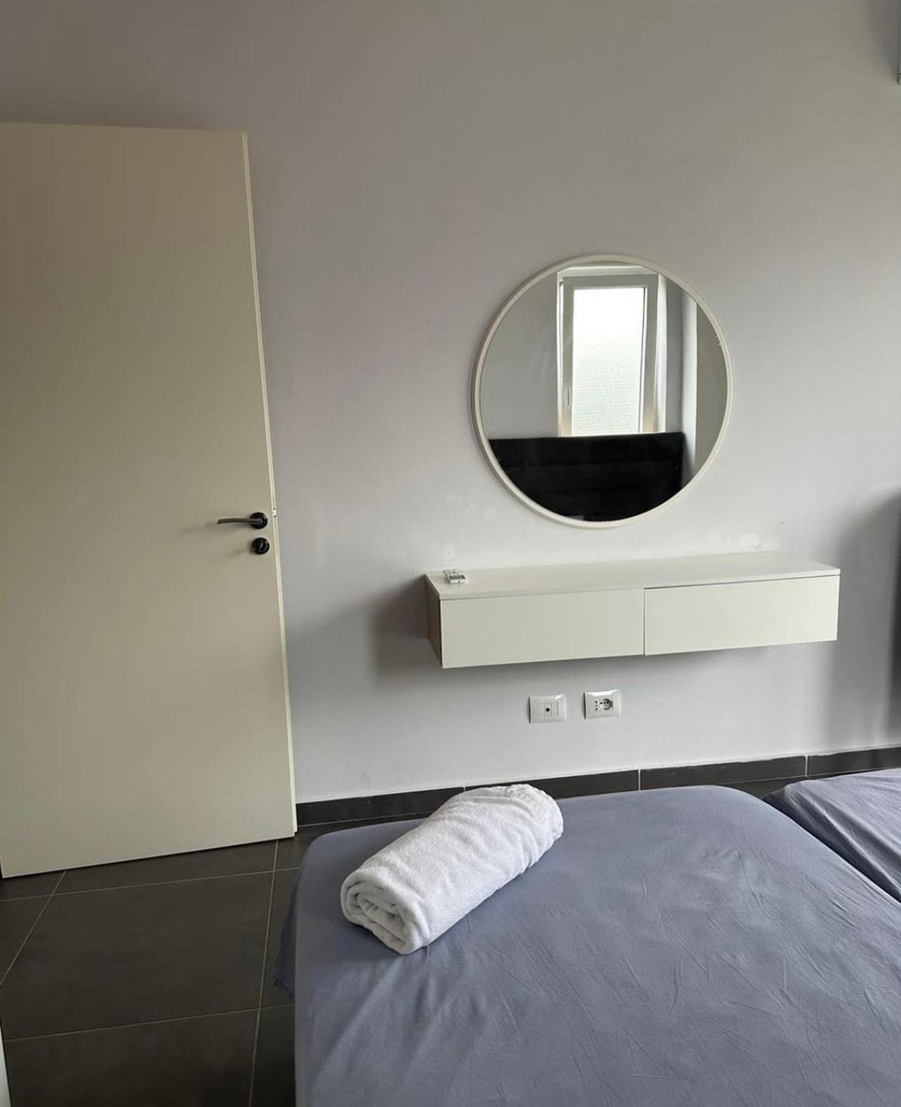 Deluxe Apartments With Balcony Shëngjin Εξωτερικό φωτογραφία